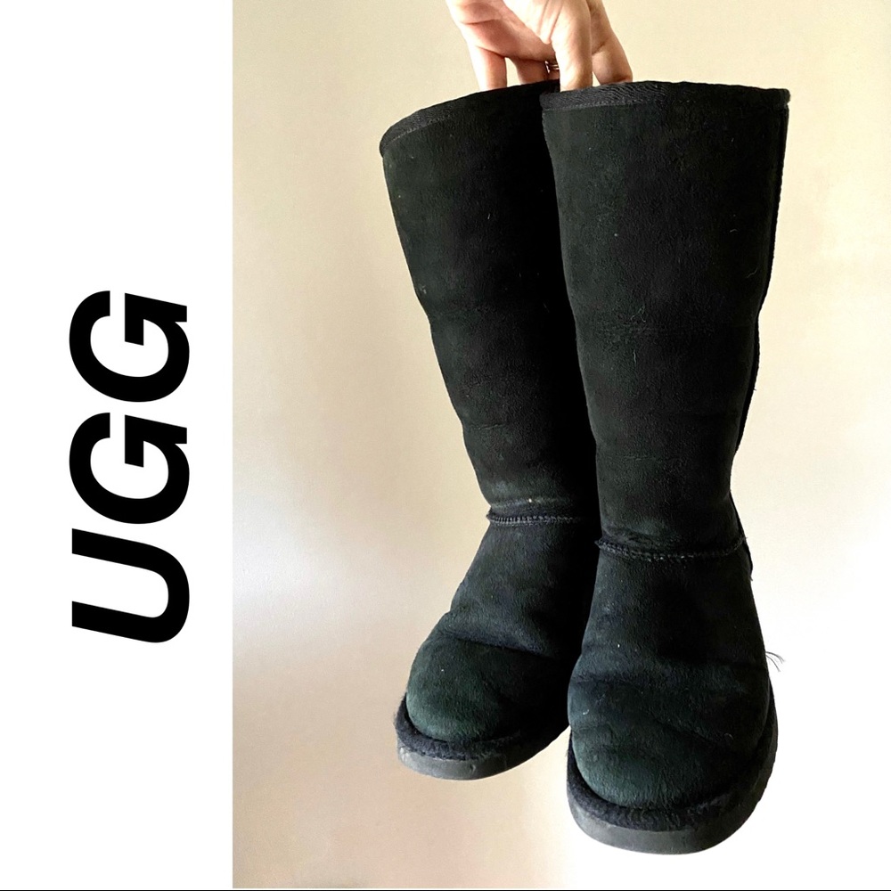 Black classic tall ugg boot - size 8